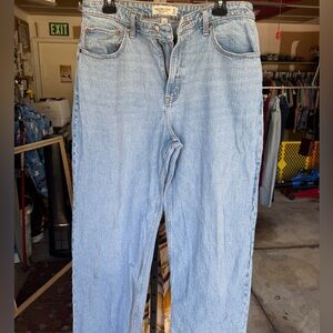Abercrombie & Fitch Curve Love Jeans